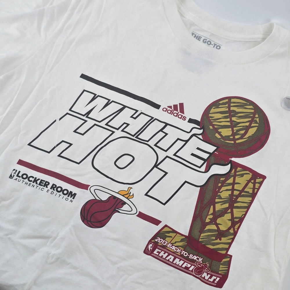 Adidas T-Shirt Mens Large White Miami Heat 2013 NBA Champions White Hot Graphic